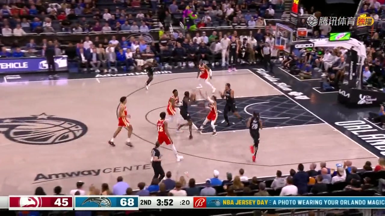 比文班亞馬如何？波爾-波爾持球一條龍反擊轉身過(guò)人暴扣